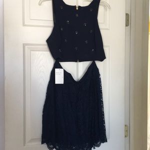 2 piece shirt and crop set! Never worn!